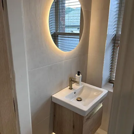 Dog Friendly 3 Bedroom