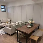 Apartment Dog Friendly 3 Bedroom
