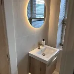 Dog Friendly 3 Bedroom